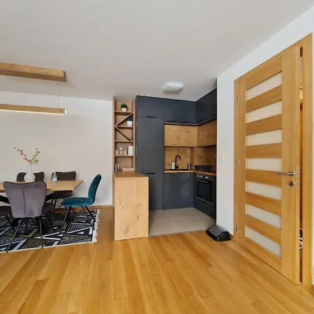55 Apartment *